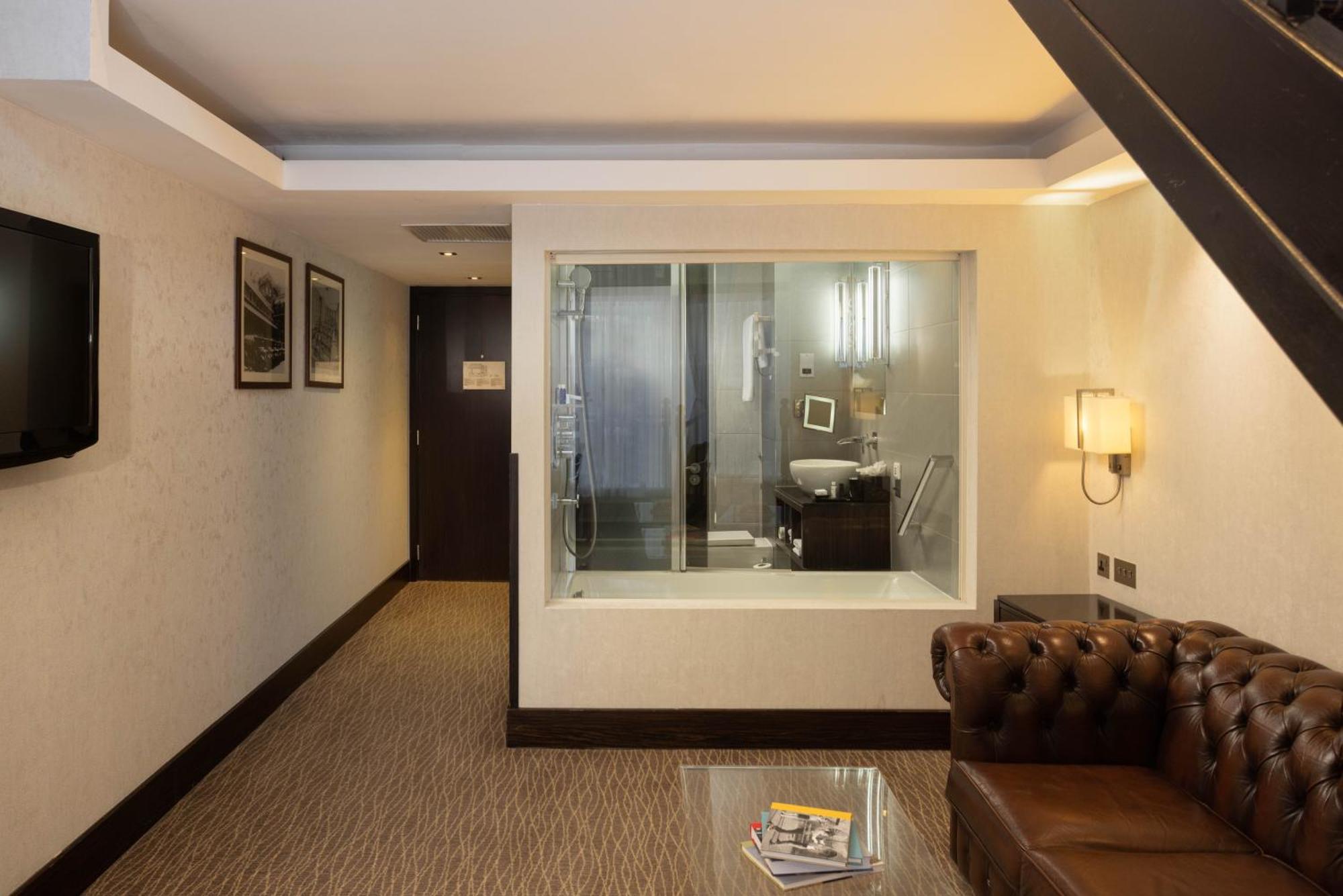 Montcalm Brewery, London City Екстериор снимка A suite at the hotel